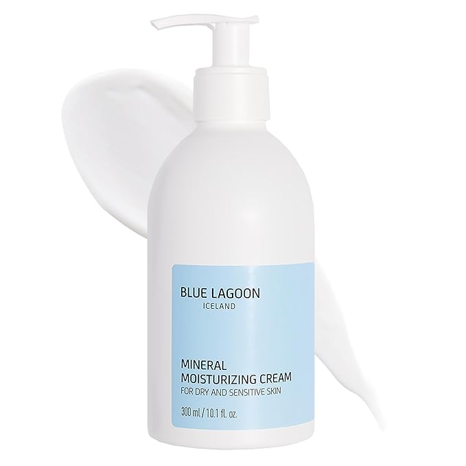 Blue Lagoon Skin Science - Mineral Moisturizing Cream - Contains Blue Lagoon Seawater - Hydrates Dry Skin - Lightweight Creamy Texture - No Fragrance - 300ML