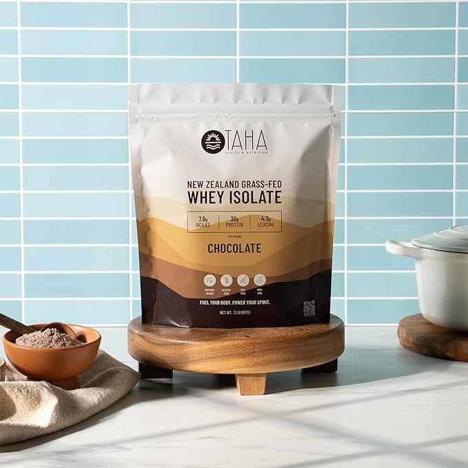 Taha Health &amp Nutrition Chocolate Whey Protein Isolate Powder 30g Protein 7.9g BCAAs 4.3g Leucine | New Zealand Free-Range Grass-Fed Dairy | Gluten-Free Keto Kosher | 2LB ~24 Servings