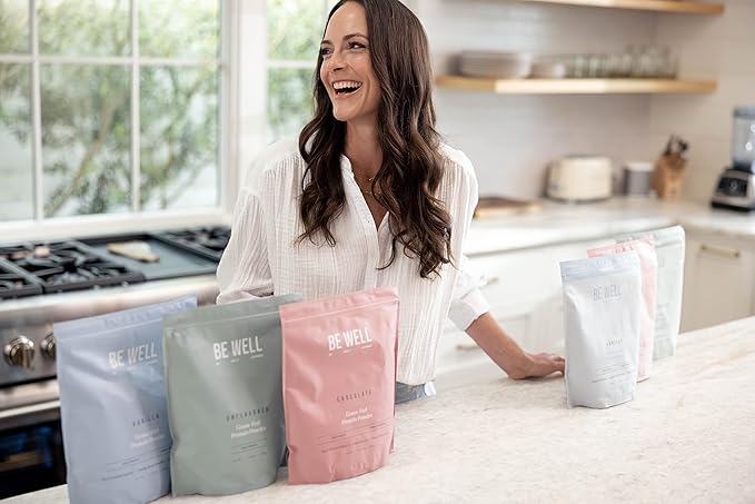 Be Well by Kelly Vanilla Grass-Fed Beef Protein Powder 23G of Protein &amp Zero Carbs (3 Ingredients 30 Servings) 9 Amino Acids + 3 BCAAs No Soy No Dairy Stevia-Free No Sugar Added 1.87lb 849g